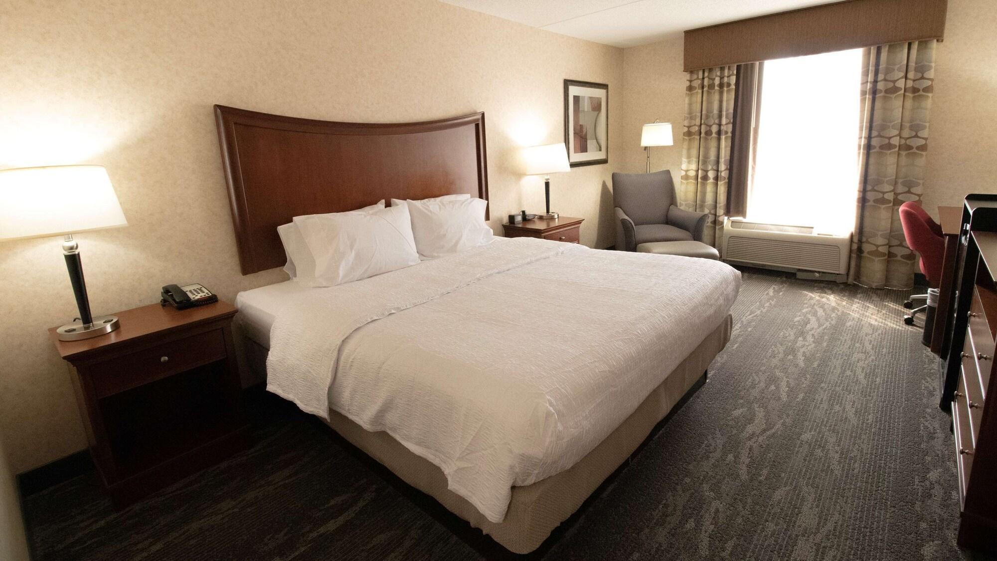 Hampton Inn & Suites Richmond/Virginia Center Глен Ален Екстериор снимка
